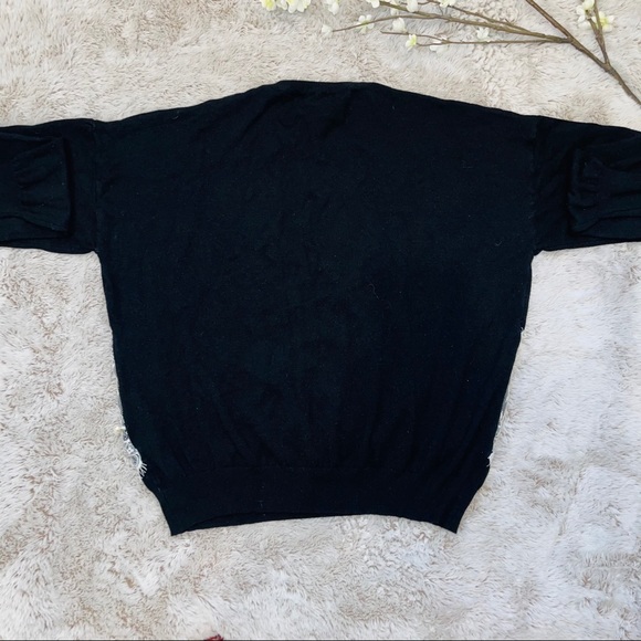 Ladies Sweater - Picture 7 of 8